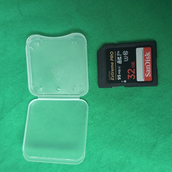 Sandisk Extreme Pro 32GB SD Card 95MB/S - Picture 2 of 4